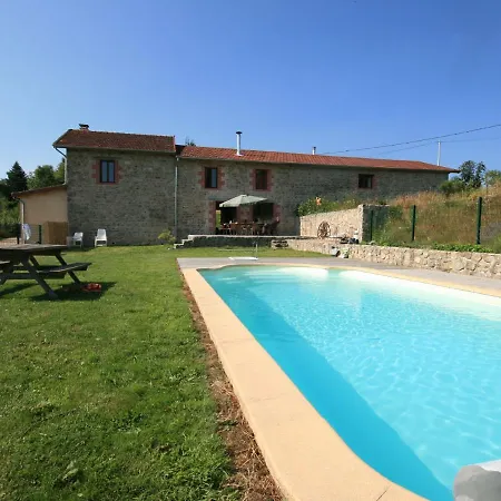 Lovely Holiday With Pool In Lavoine Laprugne