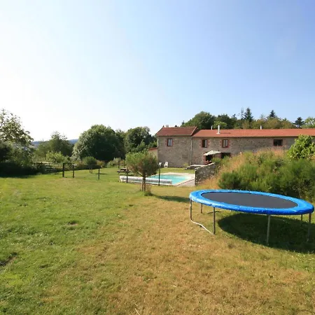 Holiday home Lovely Holiday With Pool In Lavoine