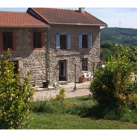 Lovely Holiday With Pool In Lavoine